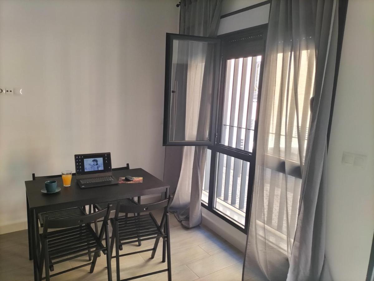 Apartamento A Estrenar Sevilla Centro, Trastamara 19 ภายนอก รูปภาพ